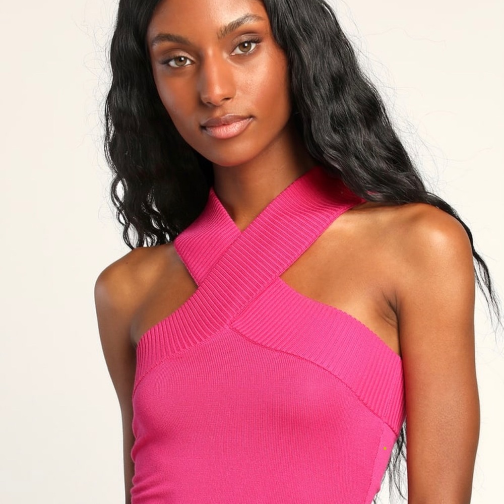 Lulu’s “Don’t Cross Me Hot Pink Sweater Knit Sleeveless Bodysuit” Size M